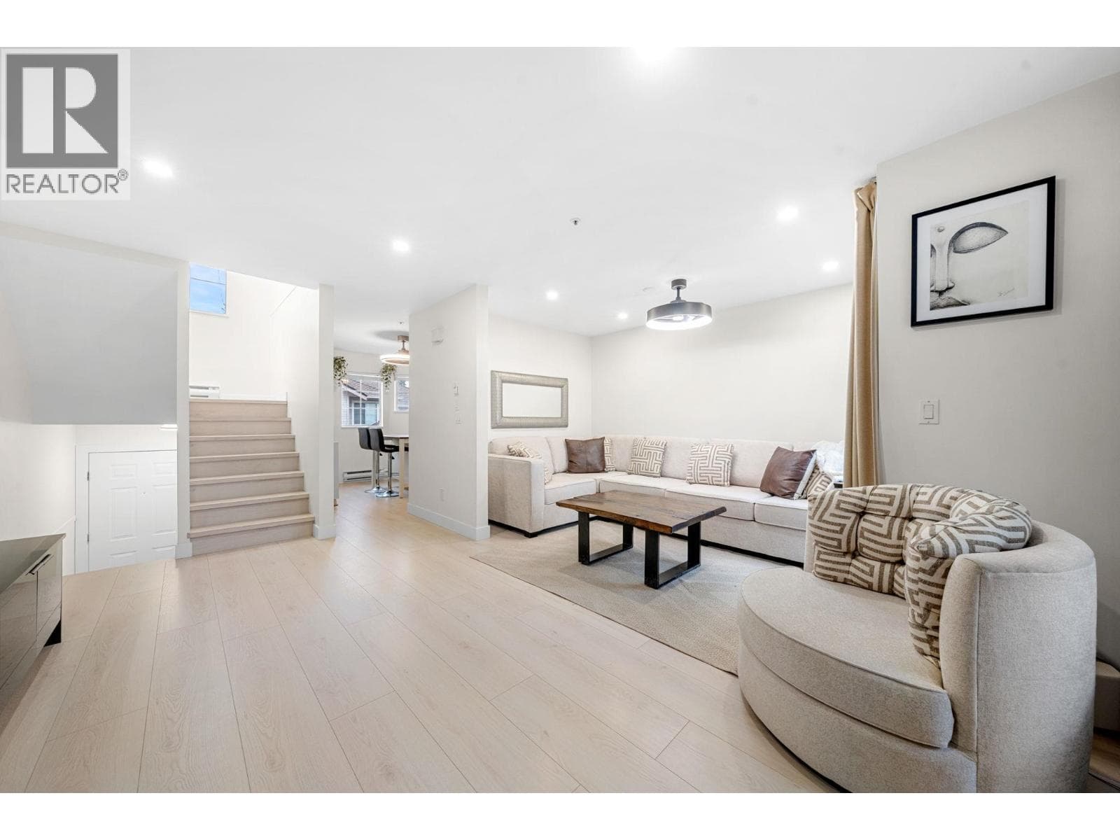 19 12188 HARRIS ROAD photo 5