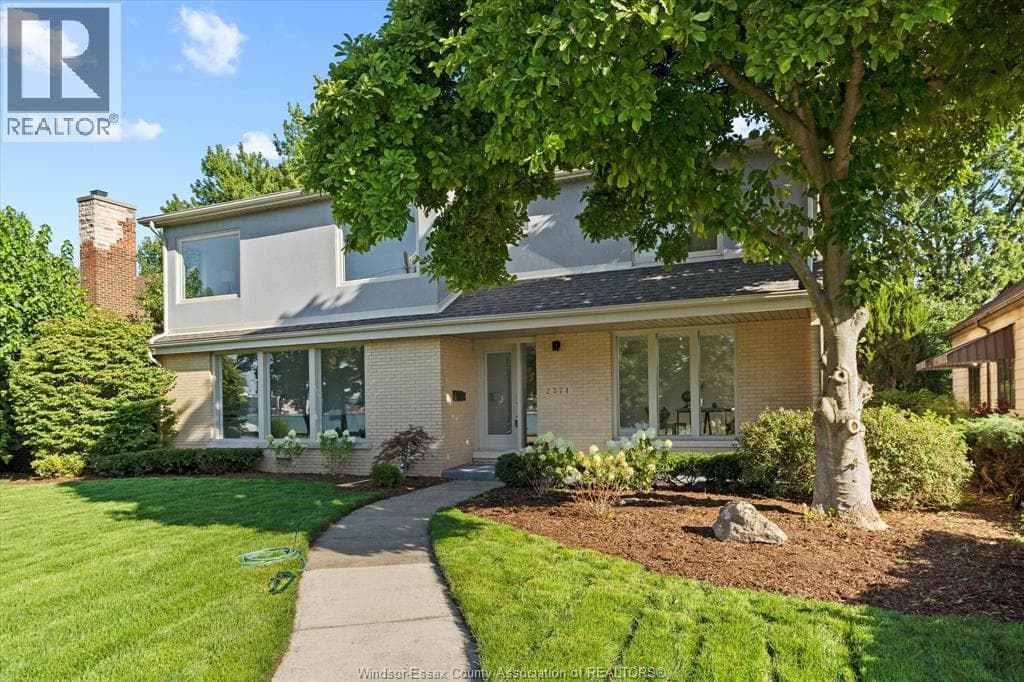 2371 RIVERSIDE DRIVE West photo 3