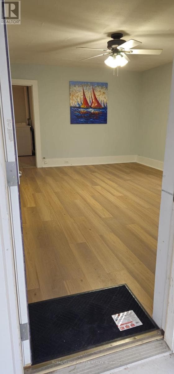 92 MILL STREET W photo 3