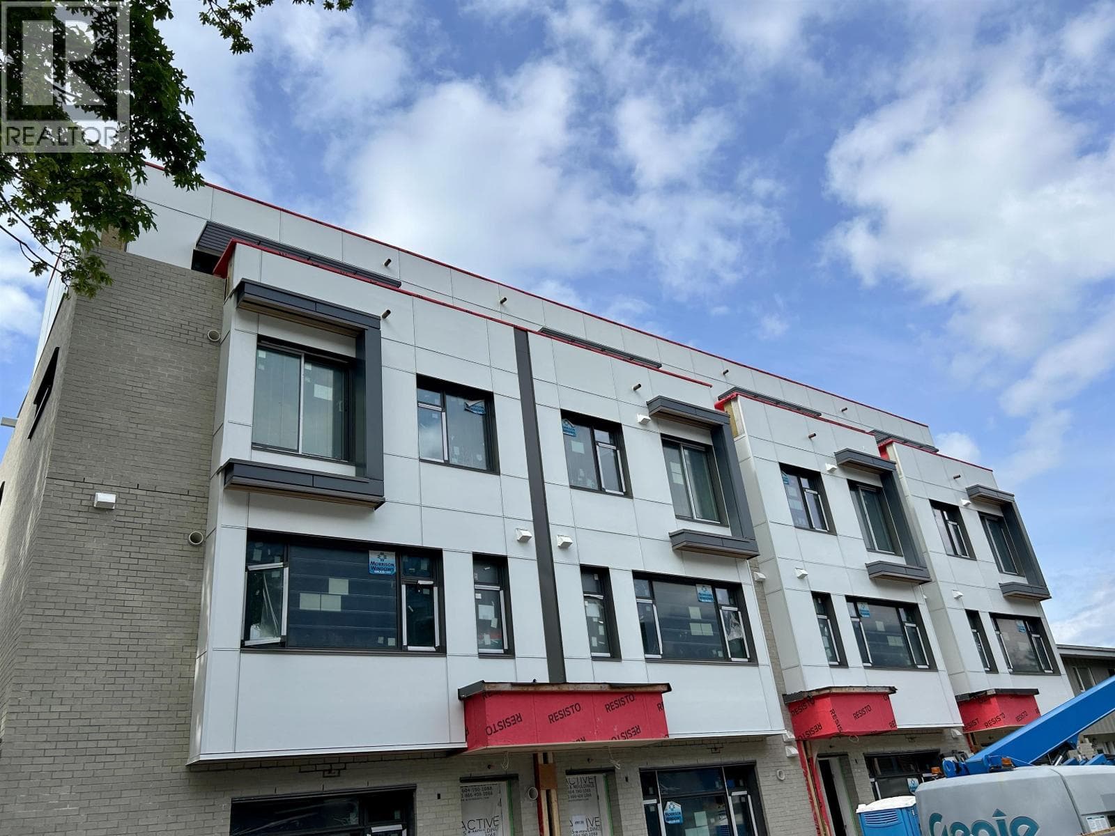 2 bed 2 bath single family at 103A 103B-433 E 3RD STREET — $1,098,000