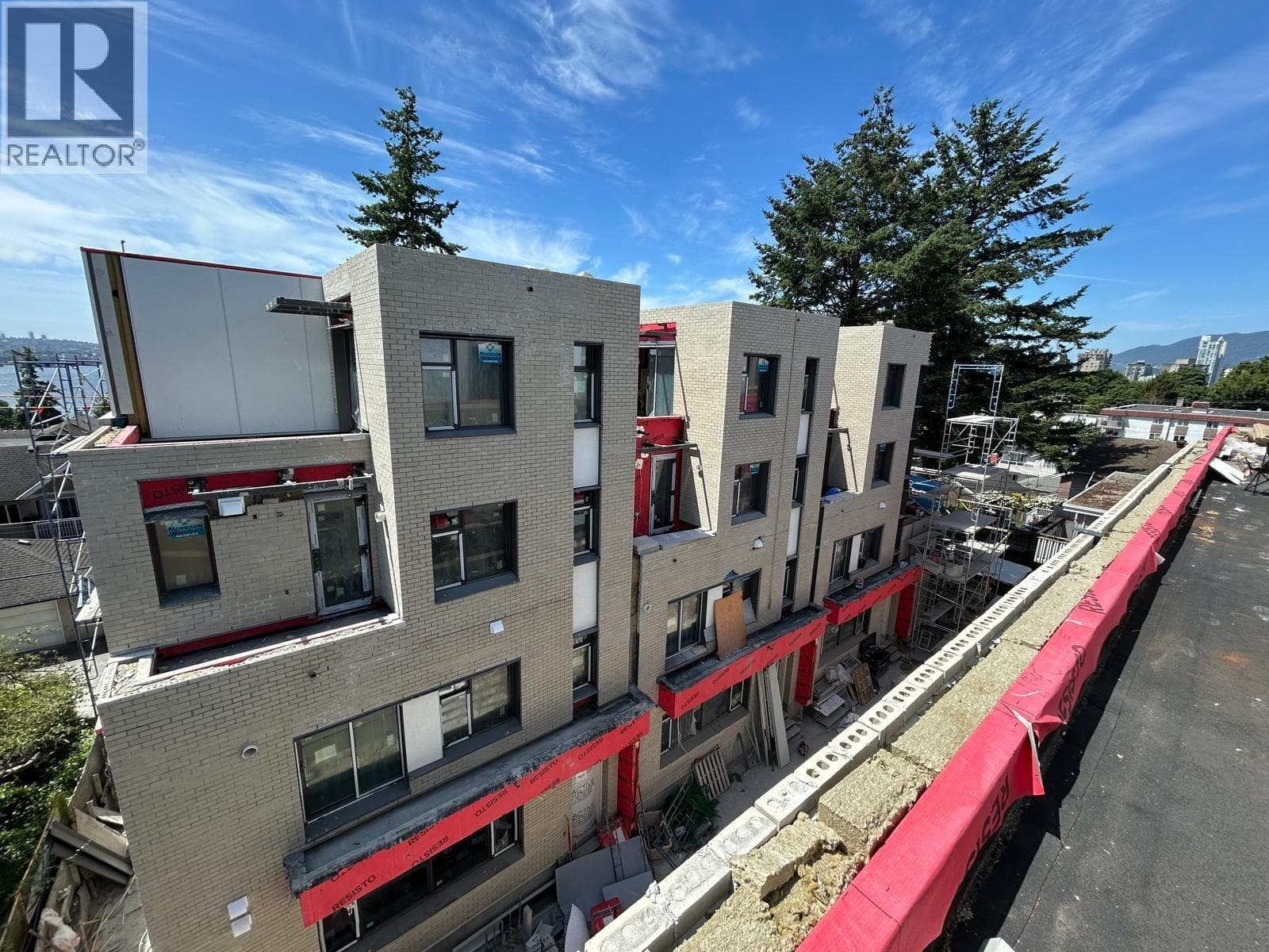 103A 103B-433 E 3RD STREET photo 2