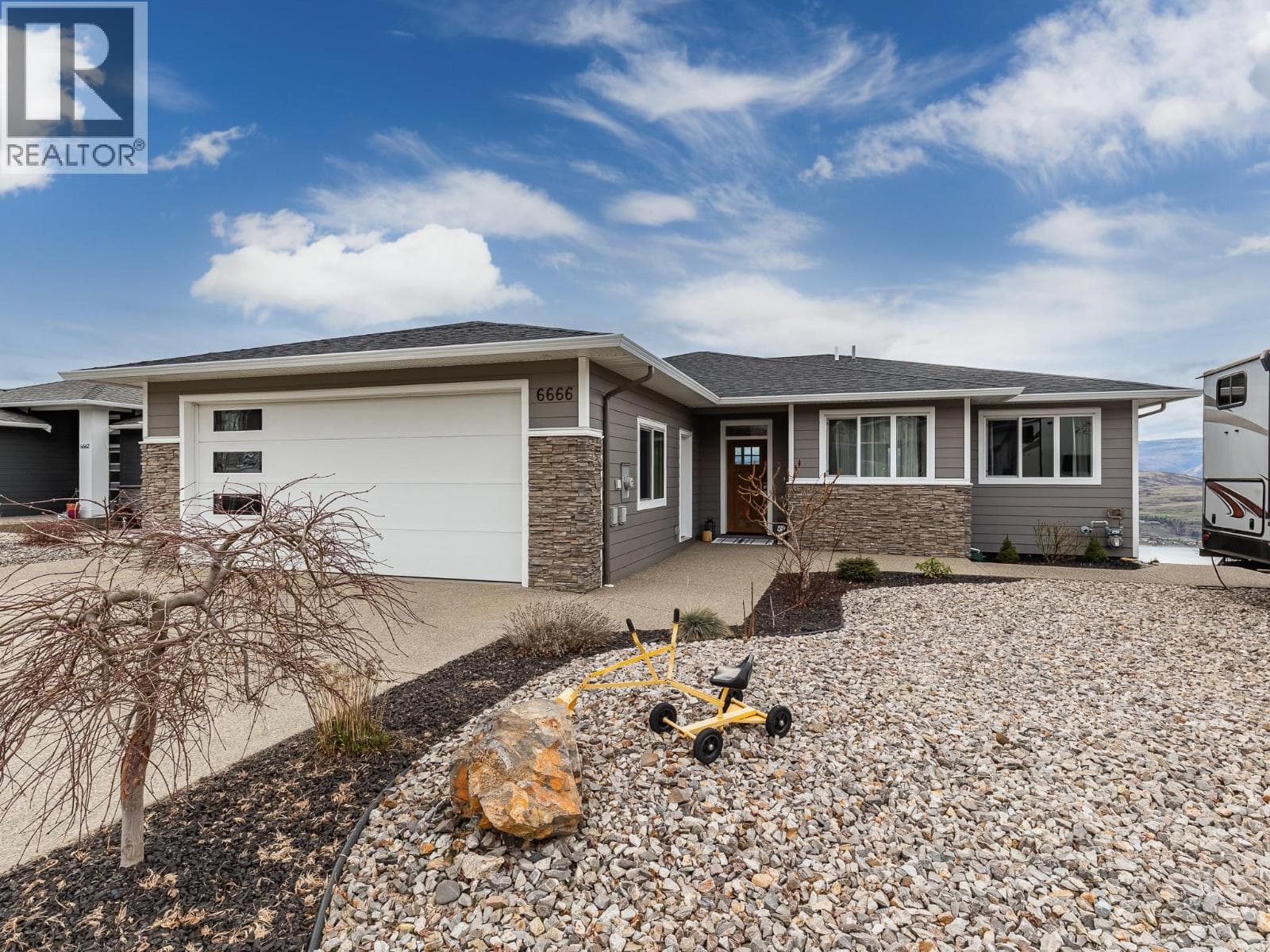 6666 Blackcomb Way photo 2