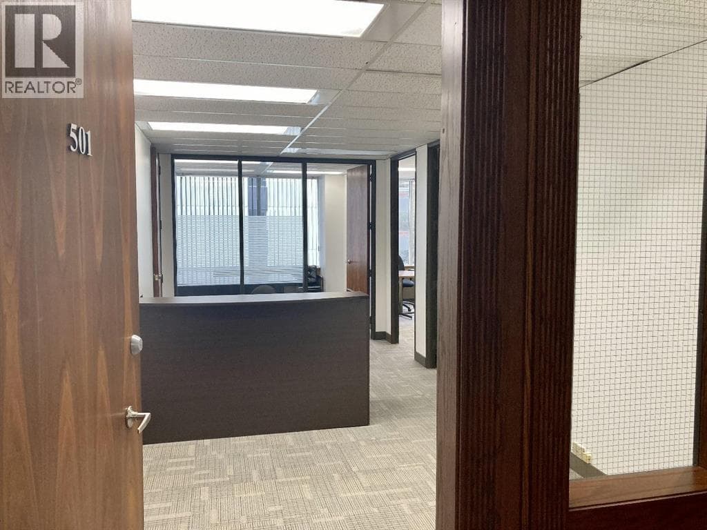 500, 900 6 Avenue SW — photo 5