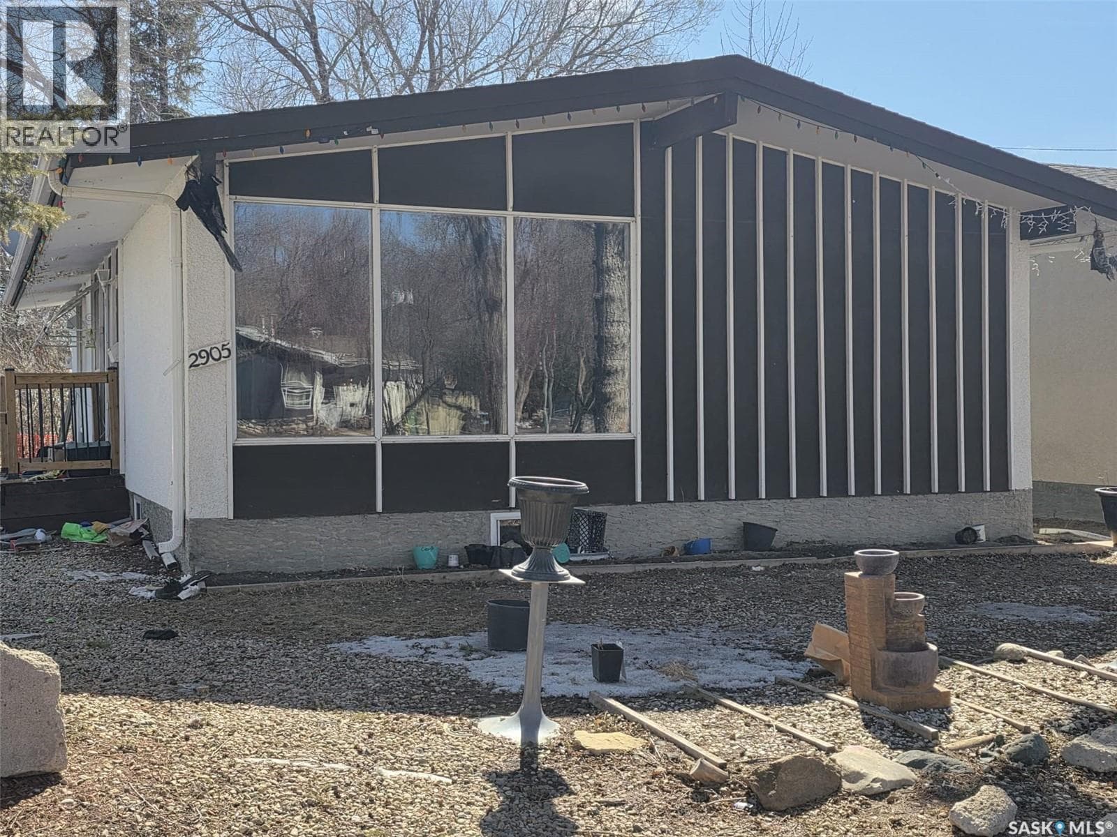 2905 GRANT ROAD