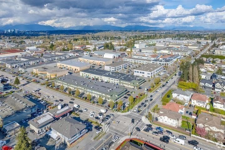 215 12837 76 AVENUE photo 3