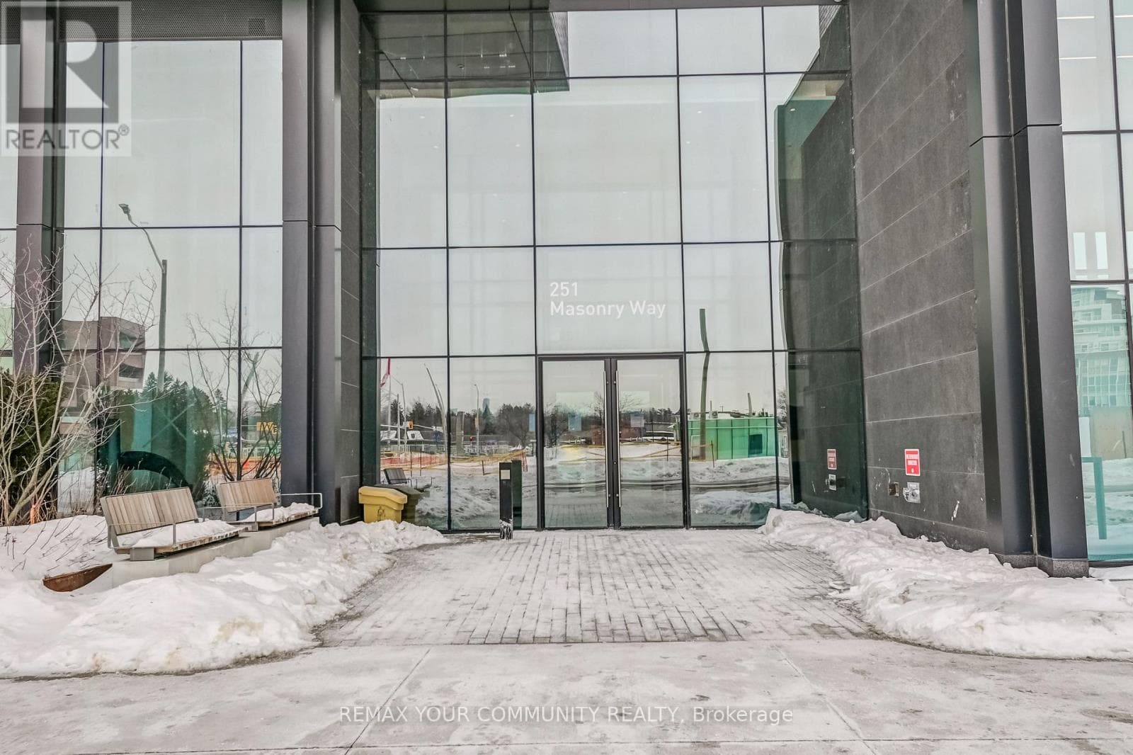 612 - 251 MASONRY WAY photo 4