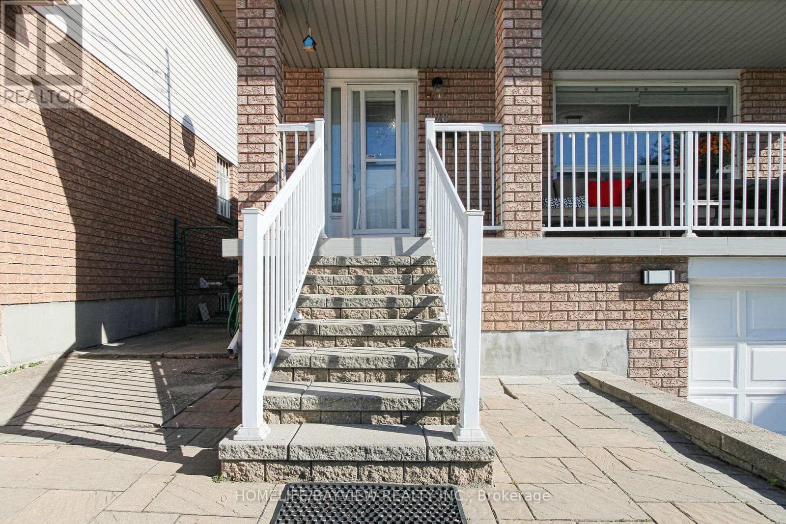 128 CATHCART STREET photo 4