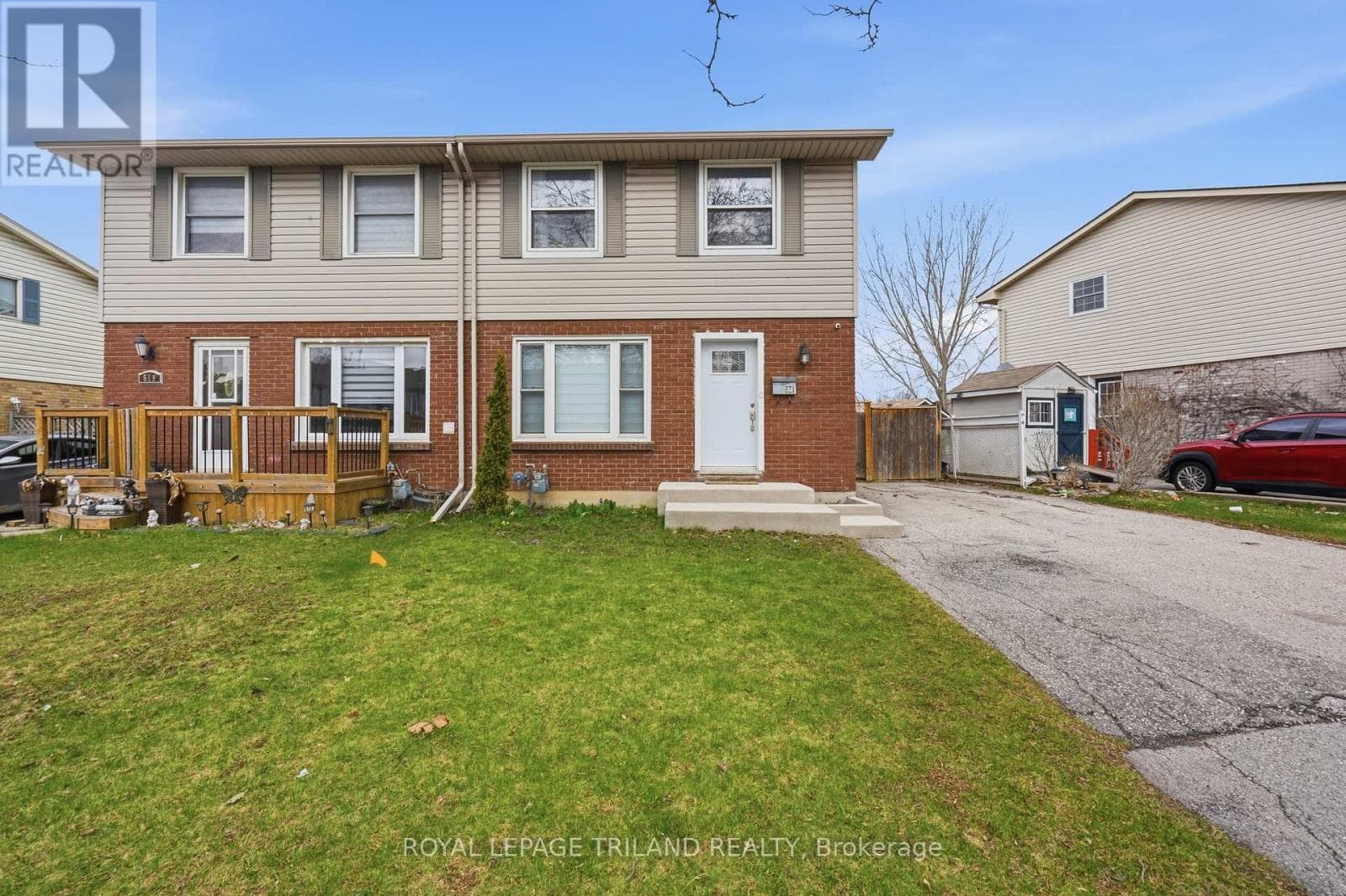 521 OSGOODE DRIVE photo 2