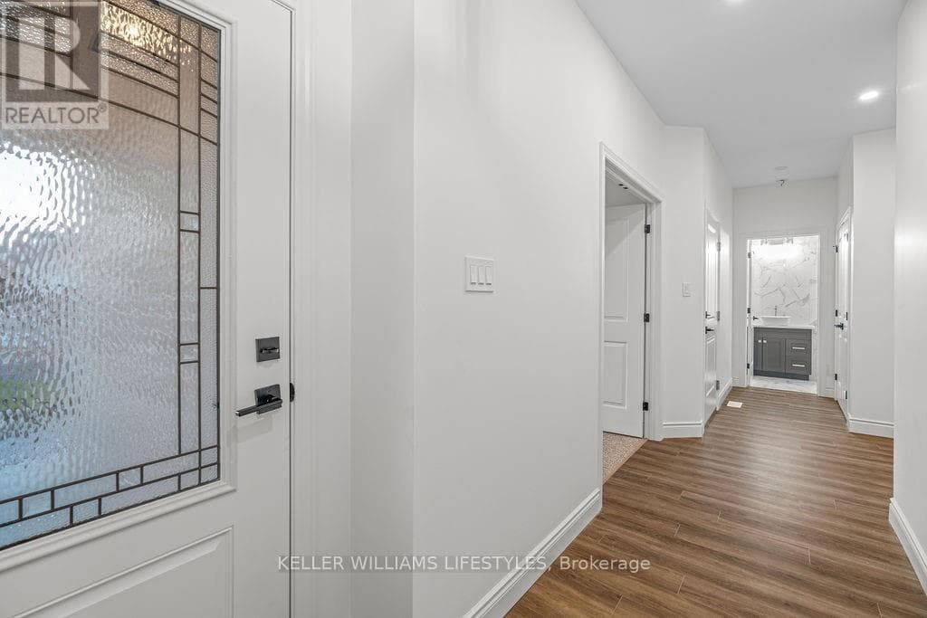 108 LENEVE STREET photo 4