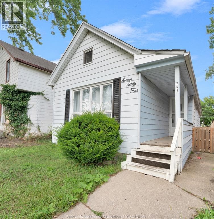 764 WINDSOR AVENUE photo 2