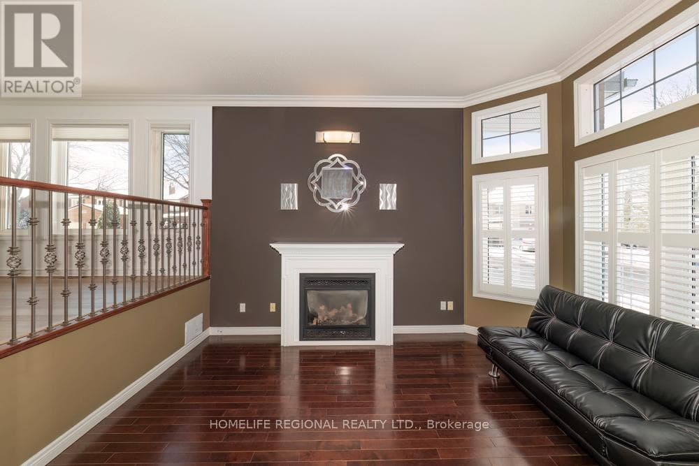99 GOODMAN DRIVE photo 5