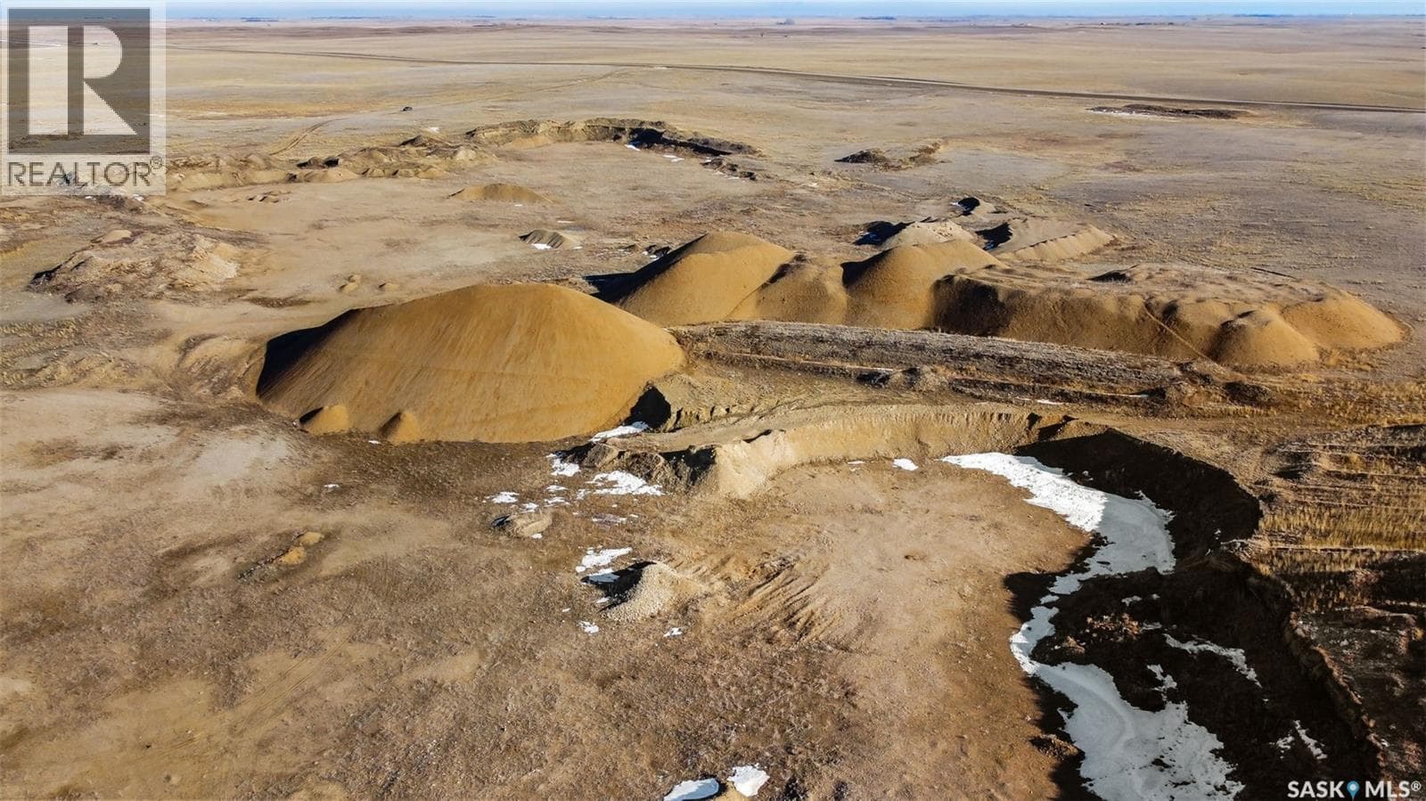 Pasture Land With Aggregates — photo 2