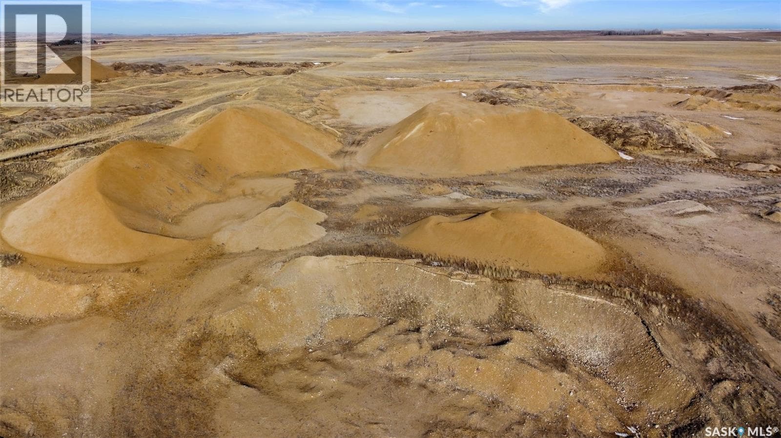 Pasture Land With Aggregates — photo 4