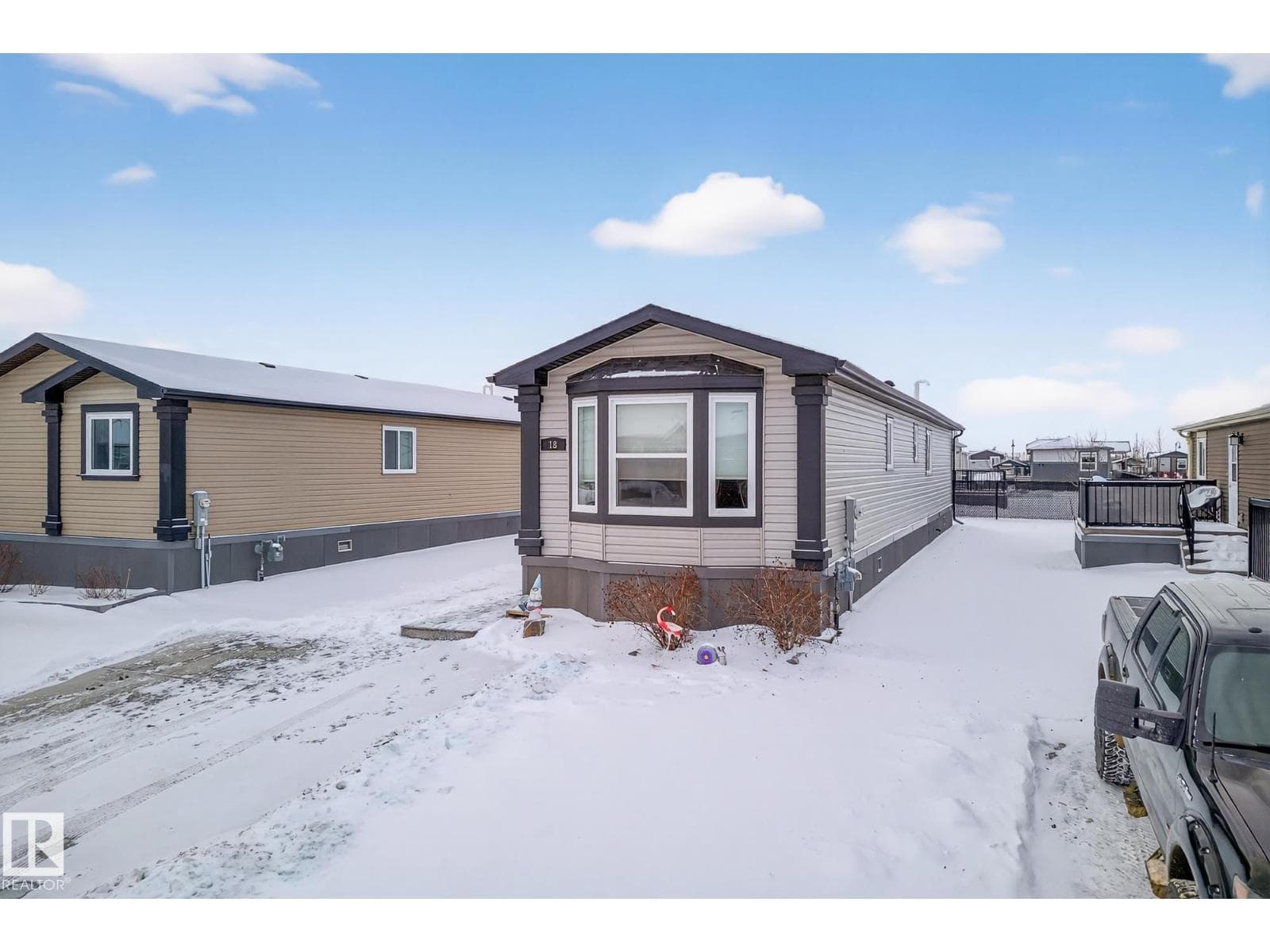 18 Aspen AV — photo 5