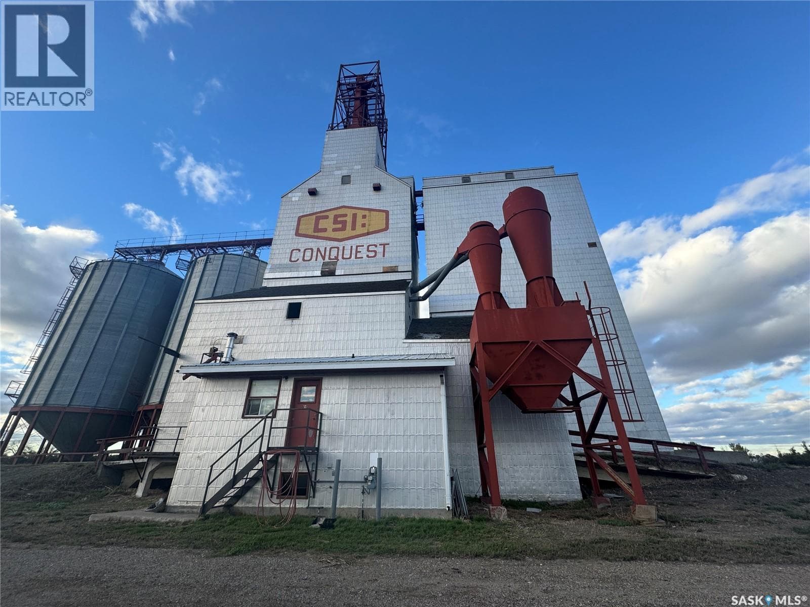620 Railway AVENUE — photo 4