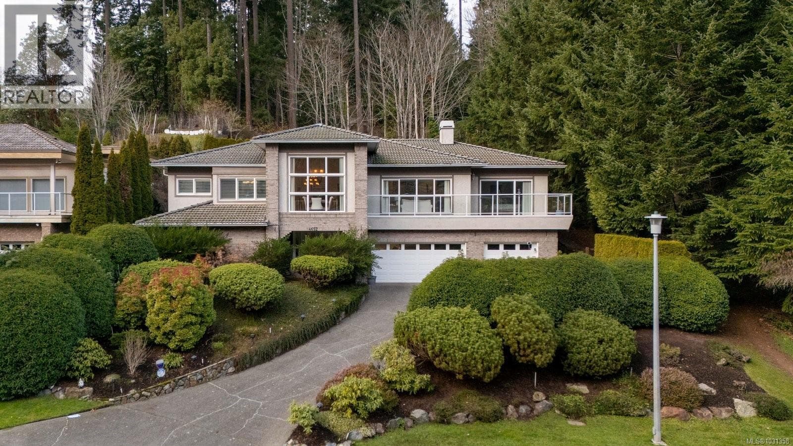 4652 Boulderwood Dr photo 3