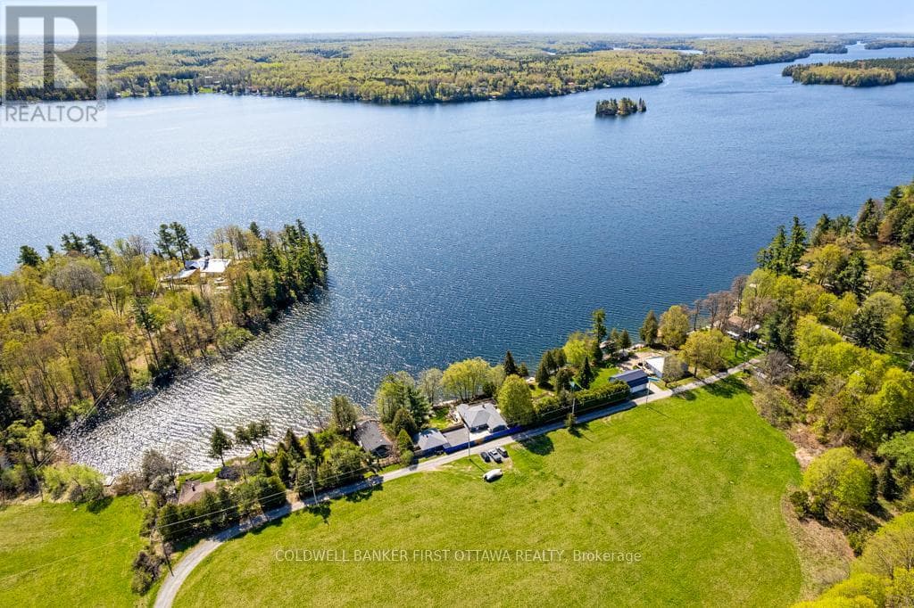 889 JONES POINT ROAD photo 2