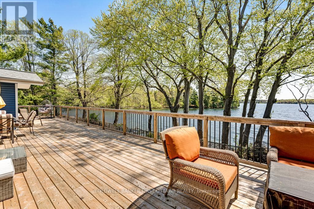 889 JONES POINT ROAD photo 4
