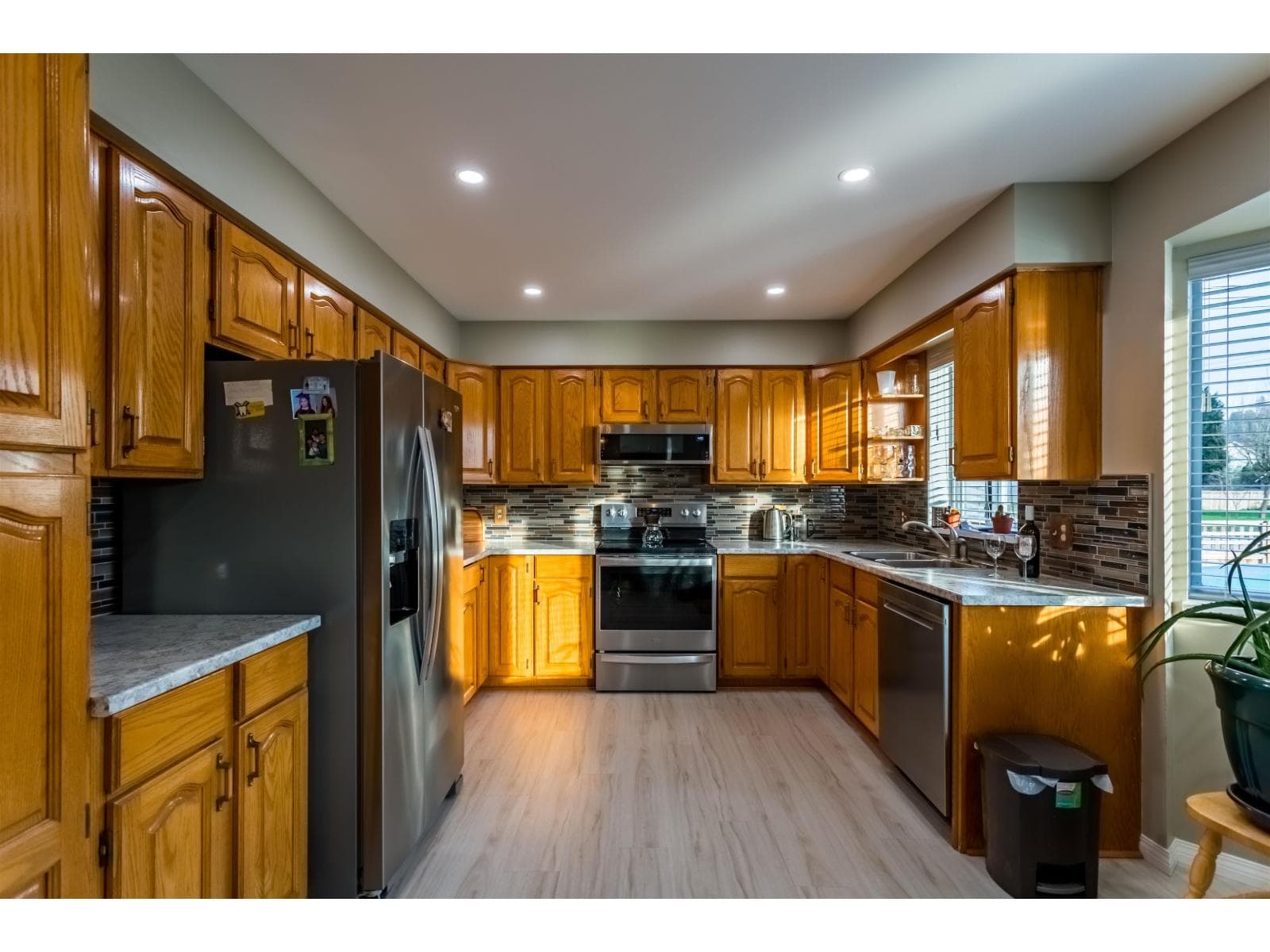 12717 114 AVENUE photo 4