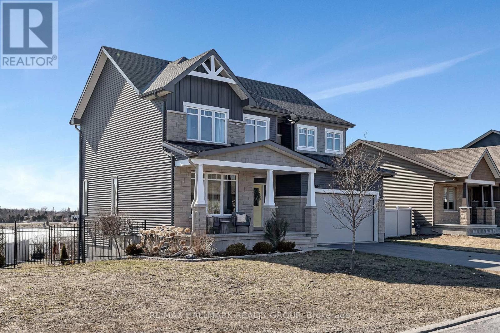 1025 DIAMOND STREET photo 2