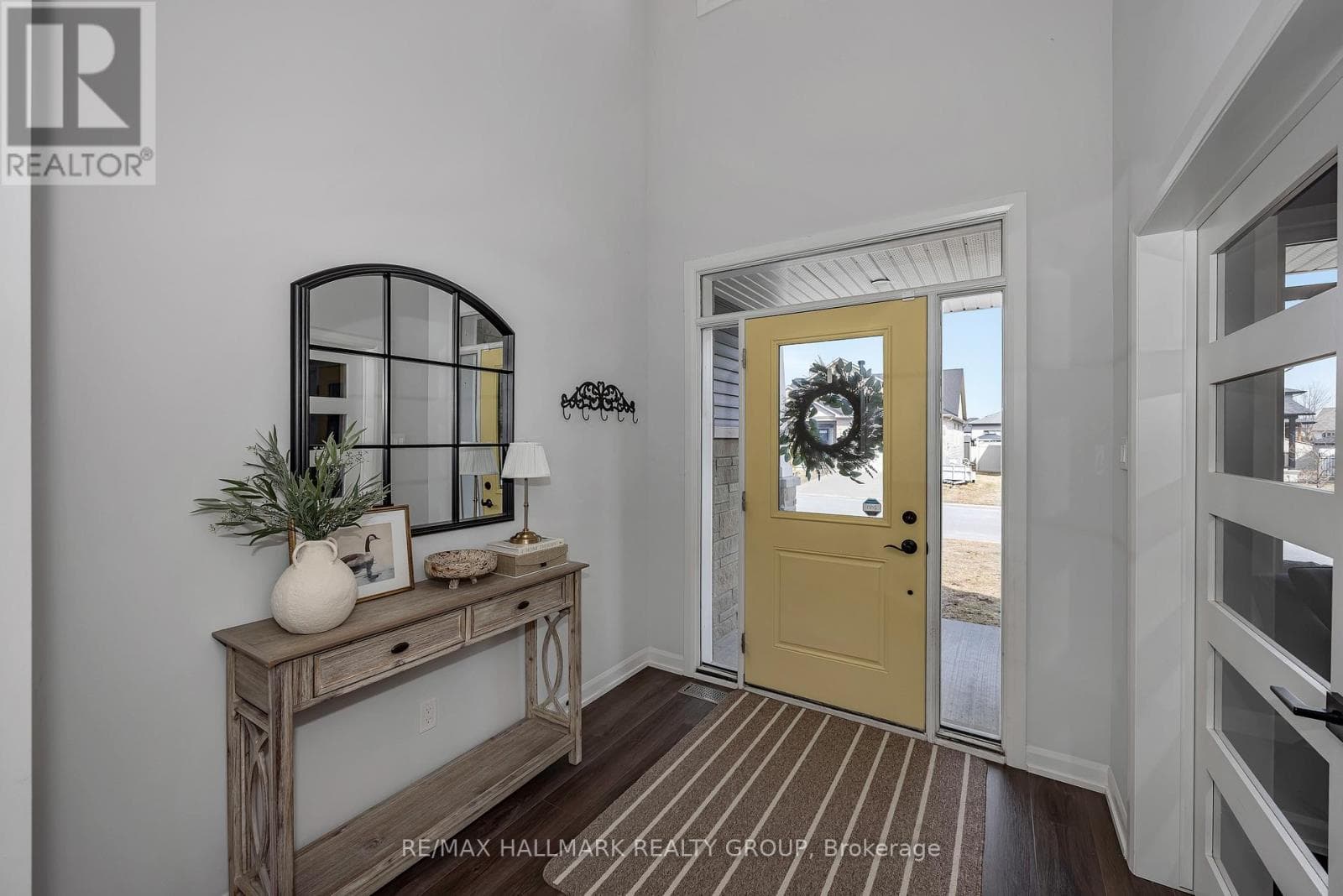 1025 DIAMOND STREET photo 5