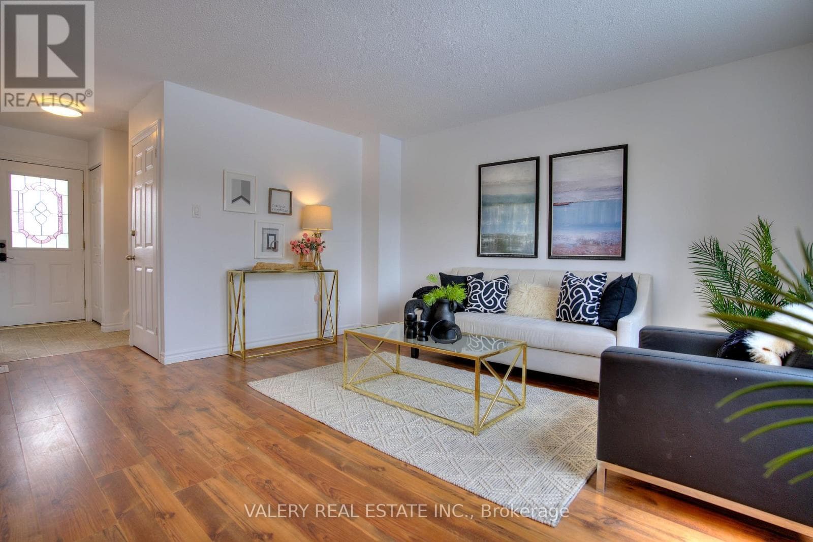 3 bed 2 bath single family at 24 LAMPMAN LN LANE — $579,990