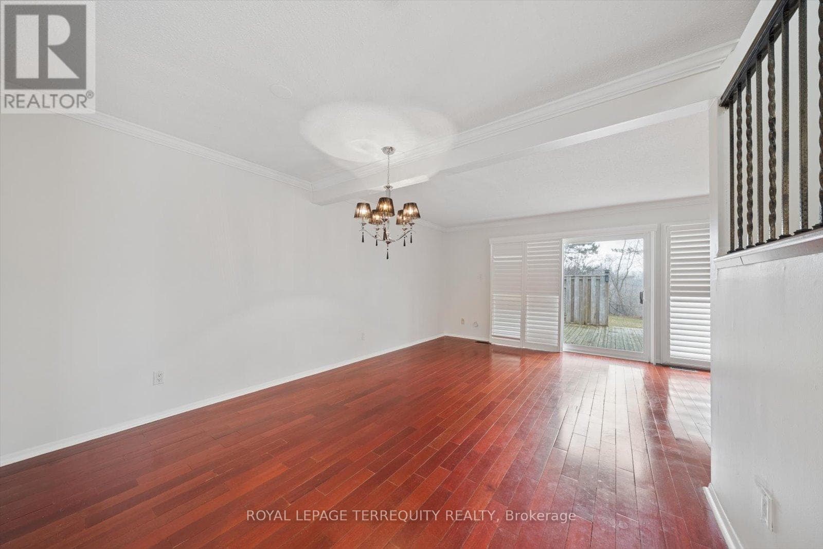 1825 HYDE MILL CRESCENT photo 3