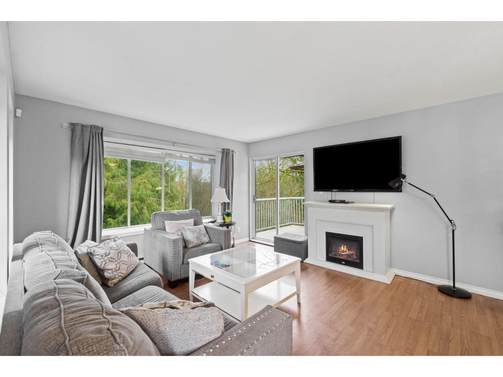 505 1750 MCKENZIE ROAD photo 2