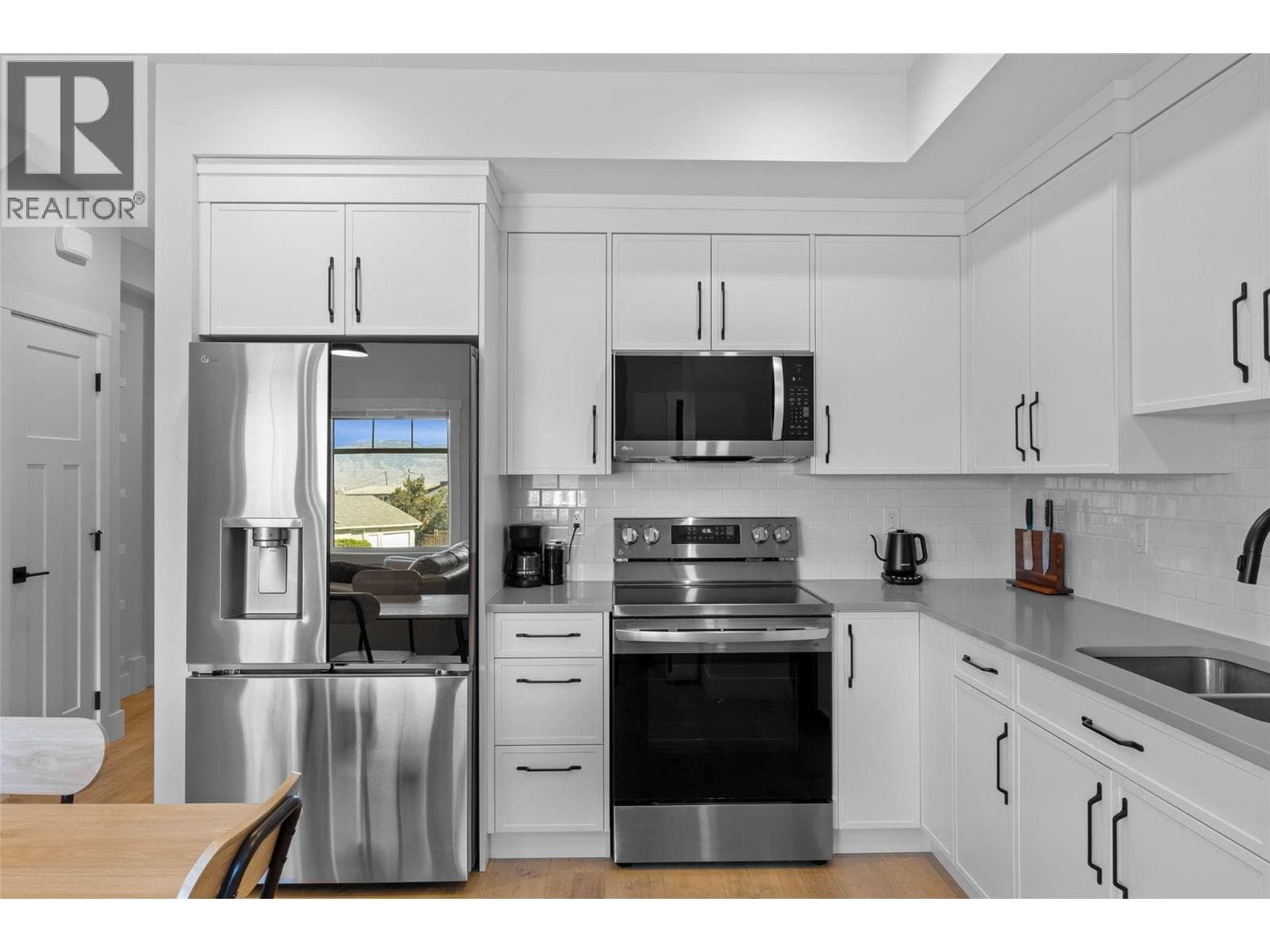 321 CENTRE Avenue Unit# 102 photo 4