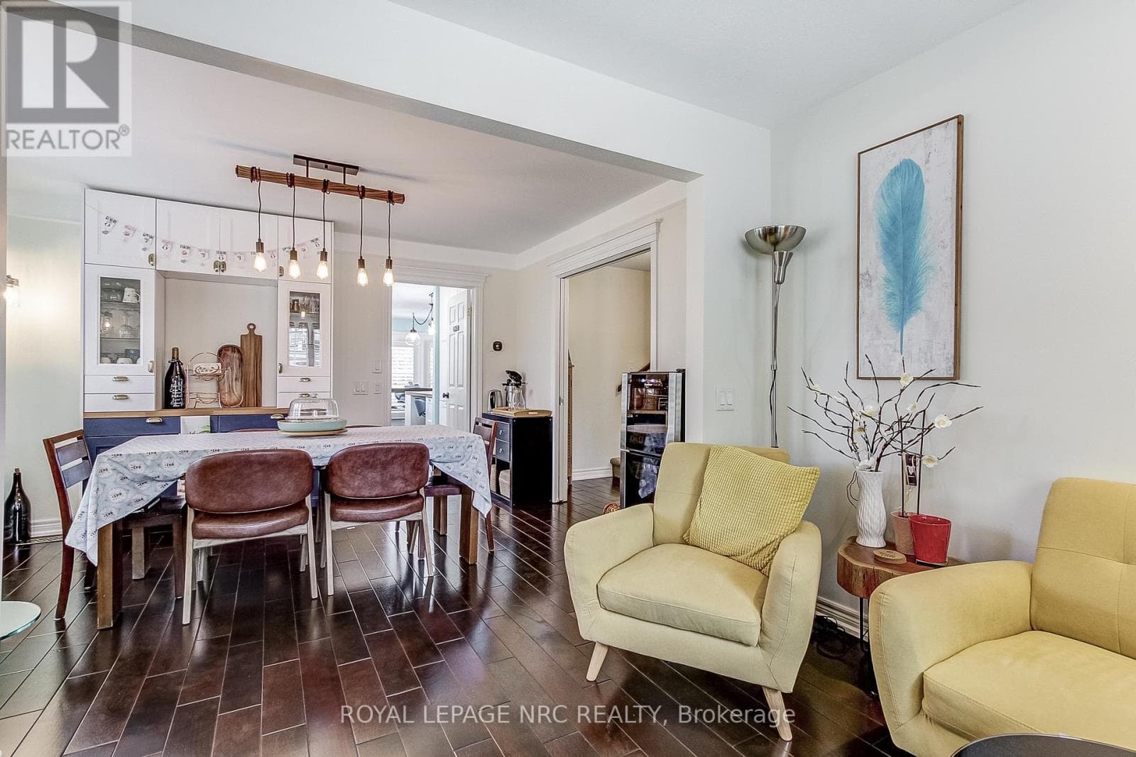 330 GATE STREET photo 4