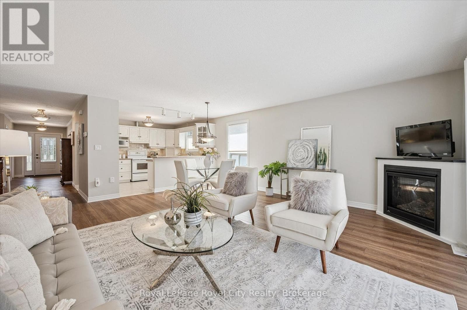 68 BASSWOOD DRIVE photo 4