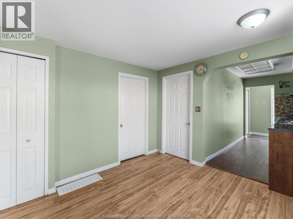 2509 ALEXIS ROAD photo 3