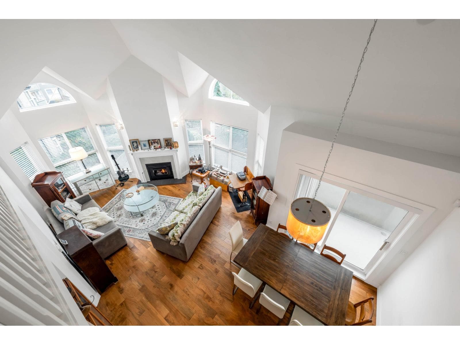 303 12088 66 AVENUE photo 2