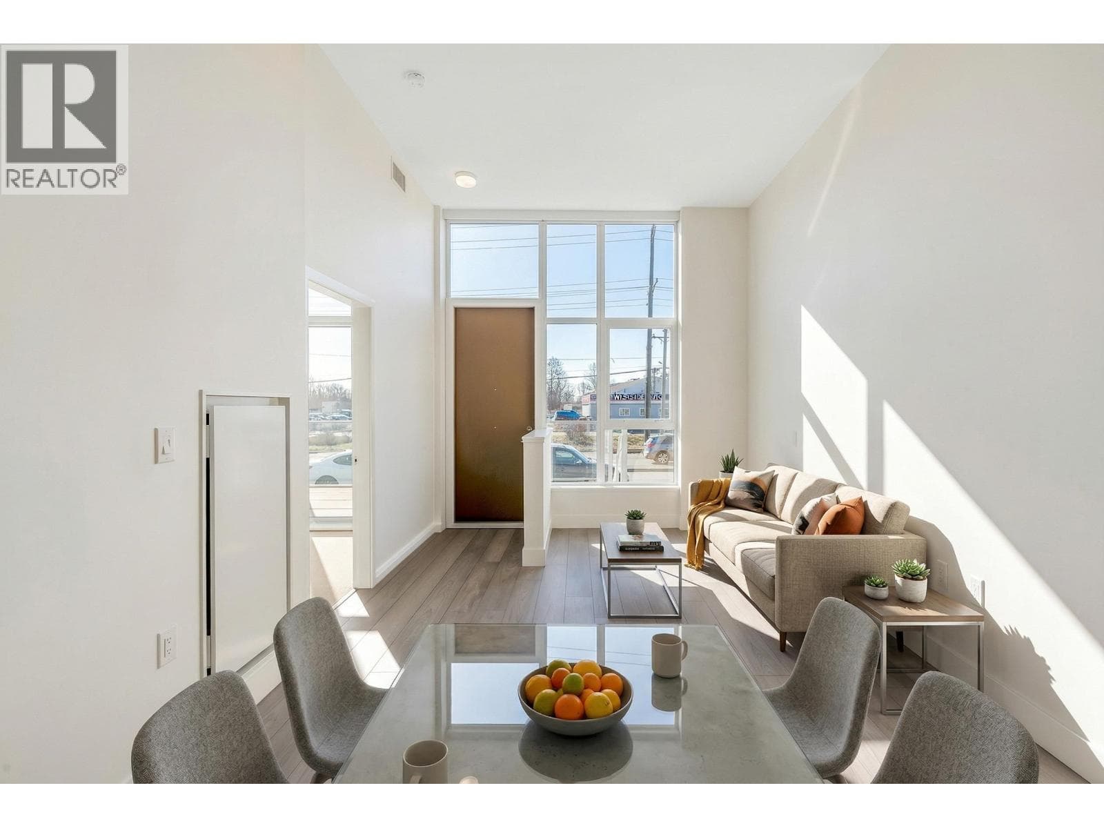 3 bed 3 bath single family at 3559 E KENT AVENUE NORTH — $959,000
