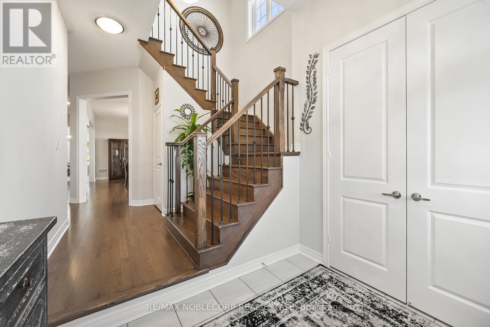 68 INVERNESS WAY photo 4