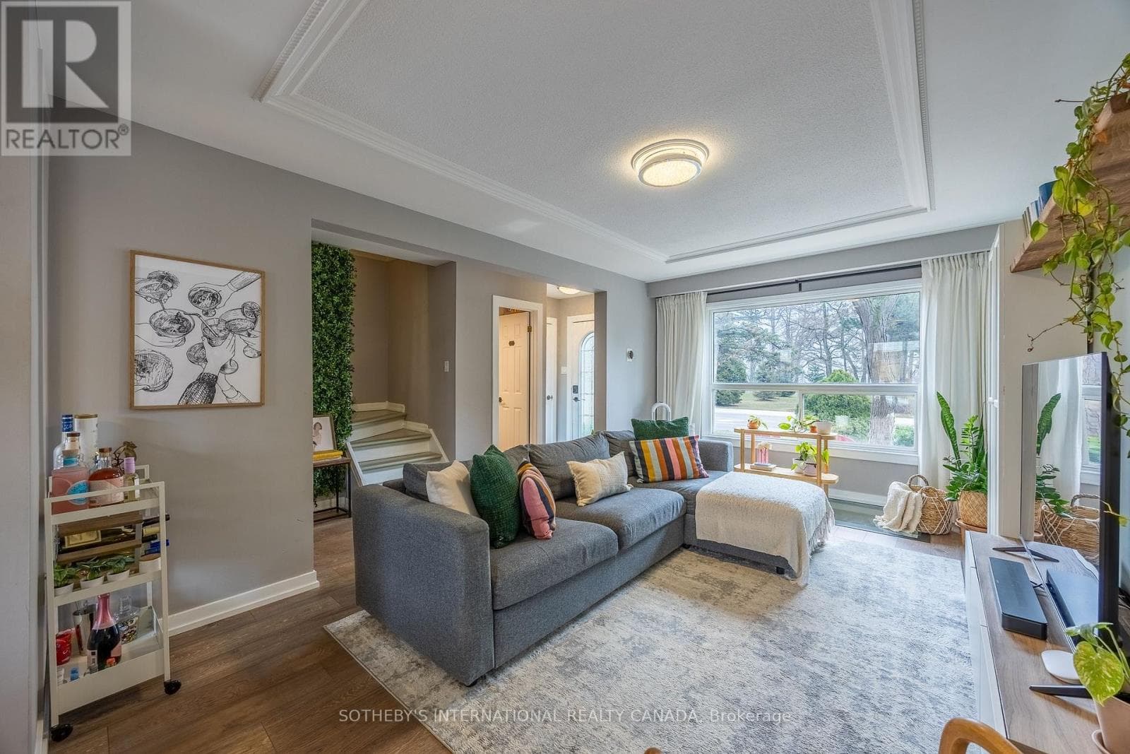 113 - 5475 LAKESHORE ROAD photo 3