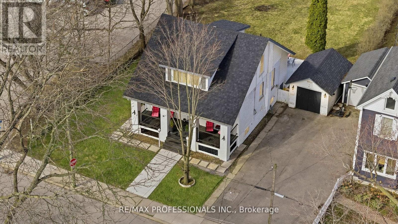 14 KIDD AVENUE photo 2