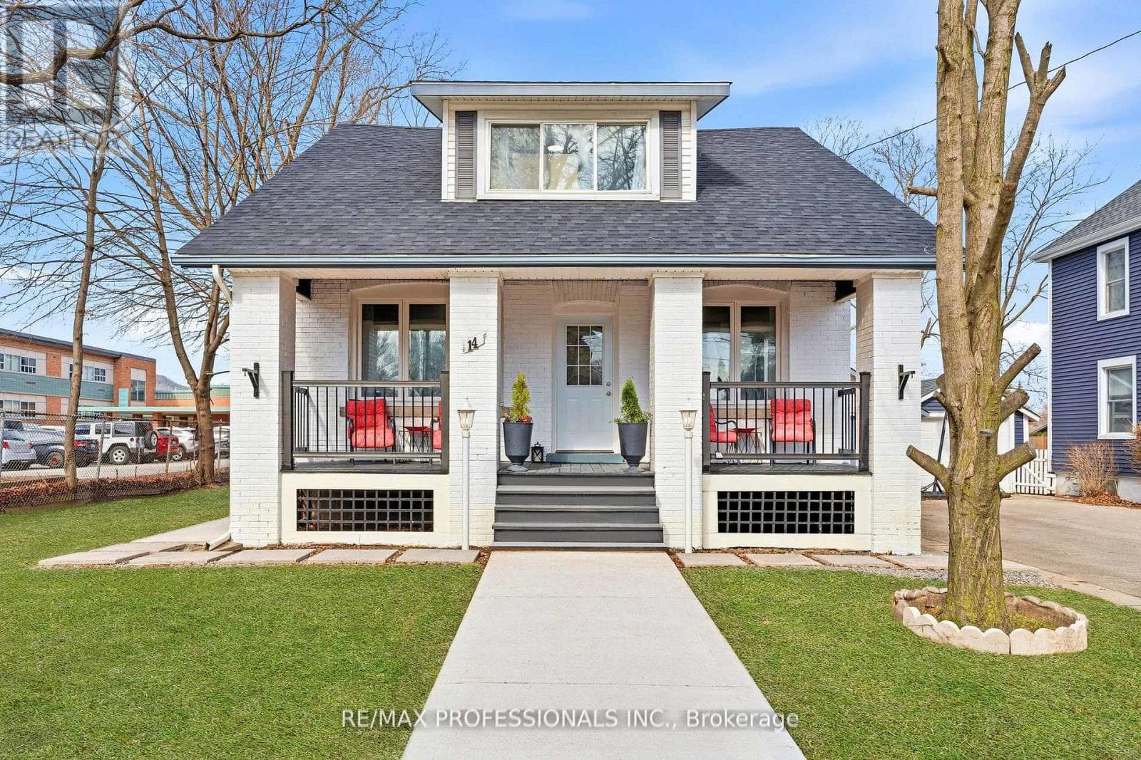 14 KIDD AVENUE photo 3
