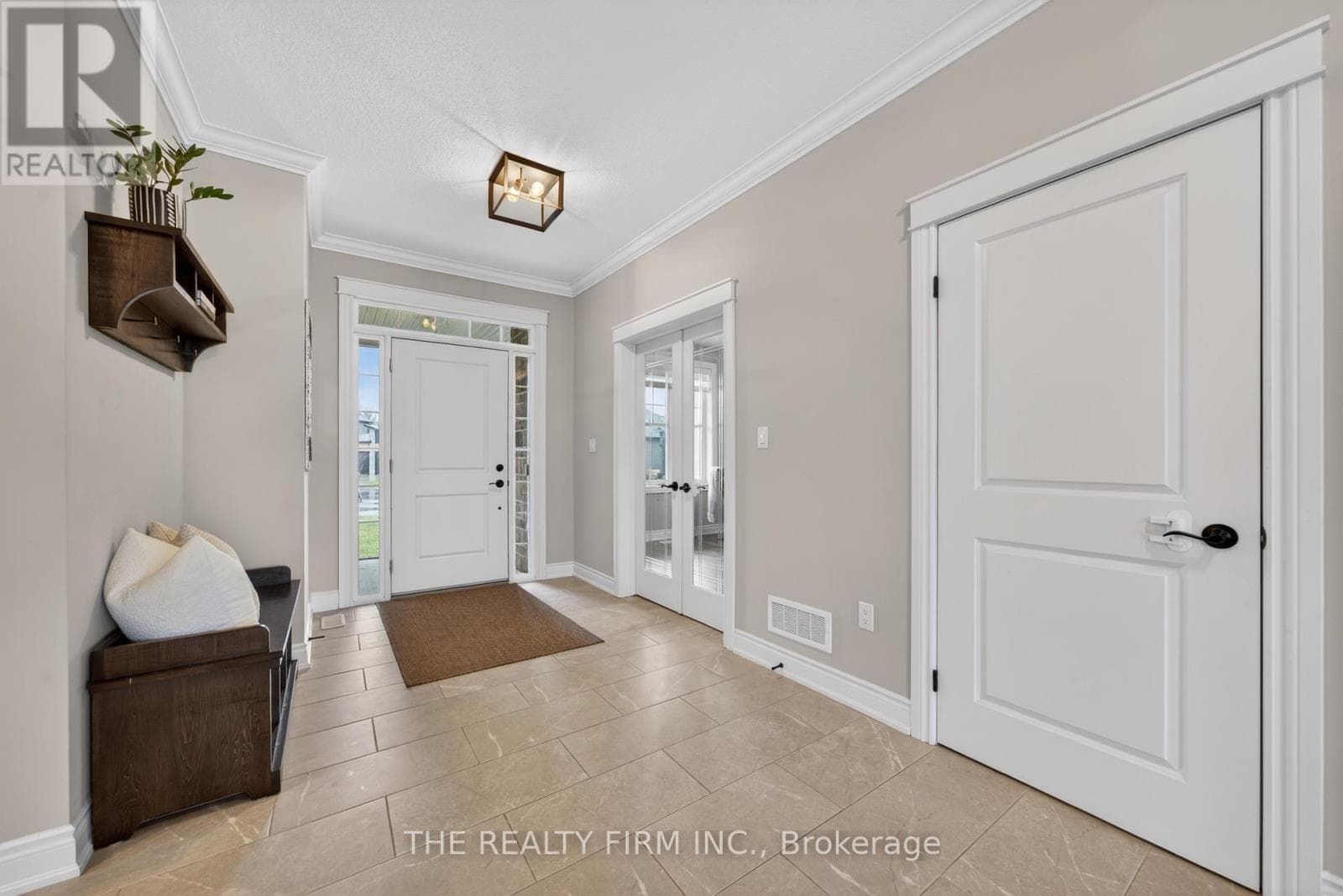 15 OSCAR DAVIS COURT photo 2