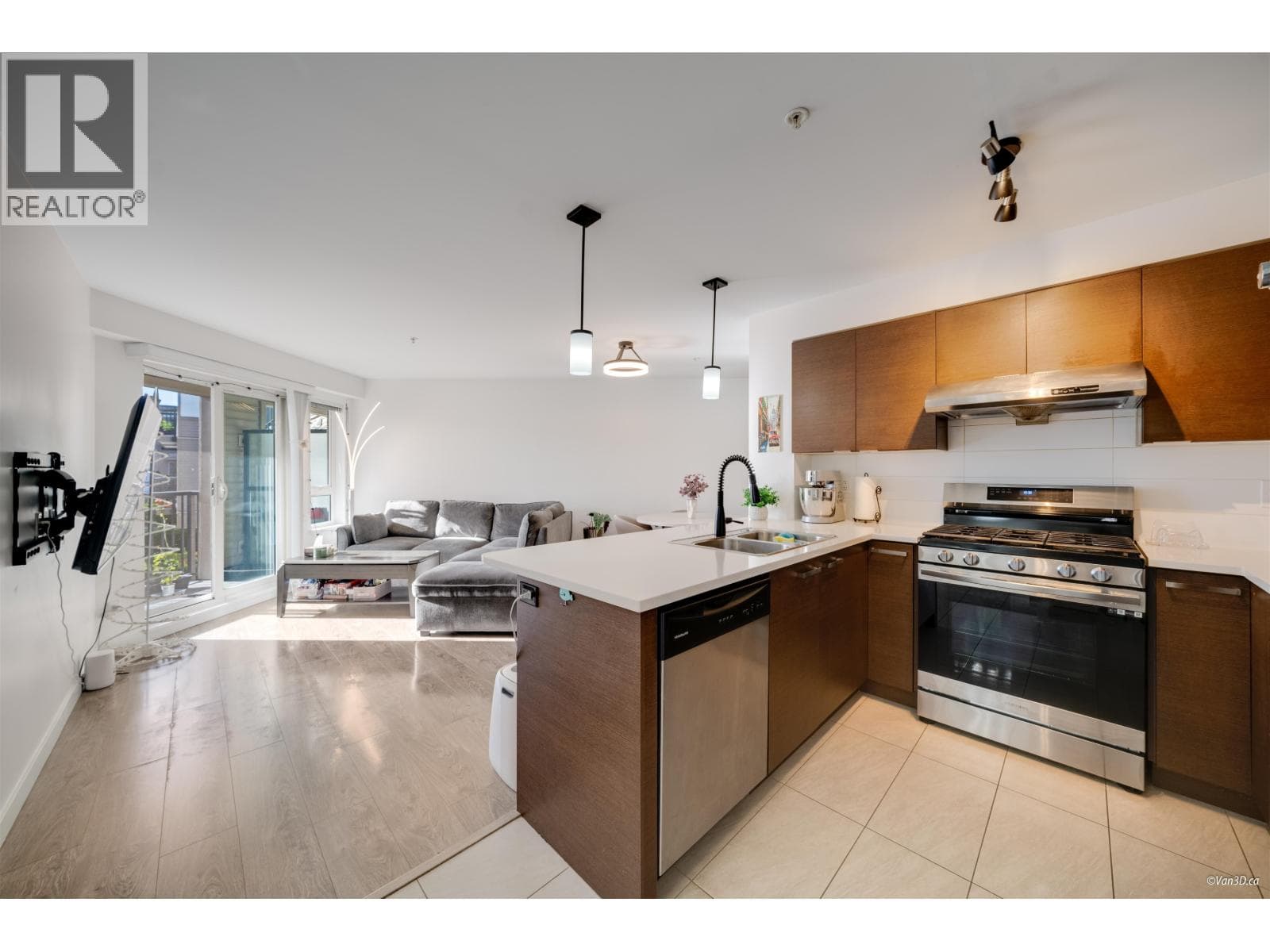 316 12339 STEVESTON HIGHWAY photo 5