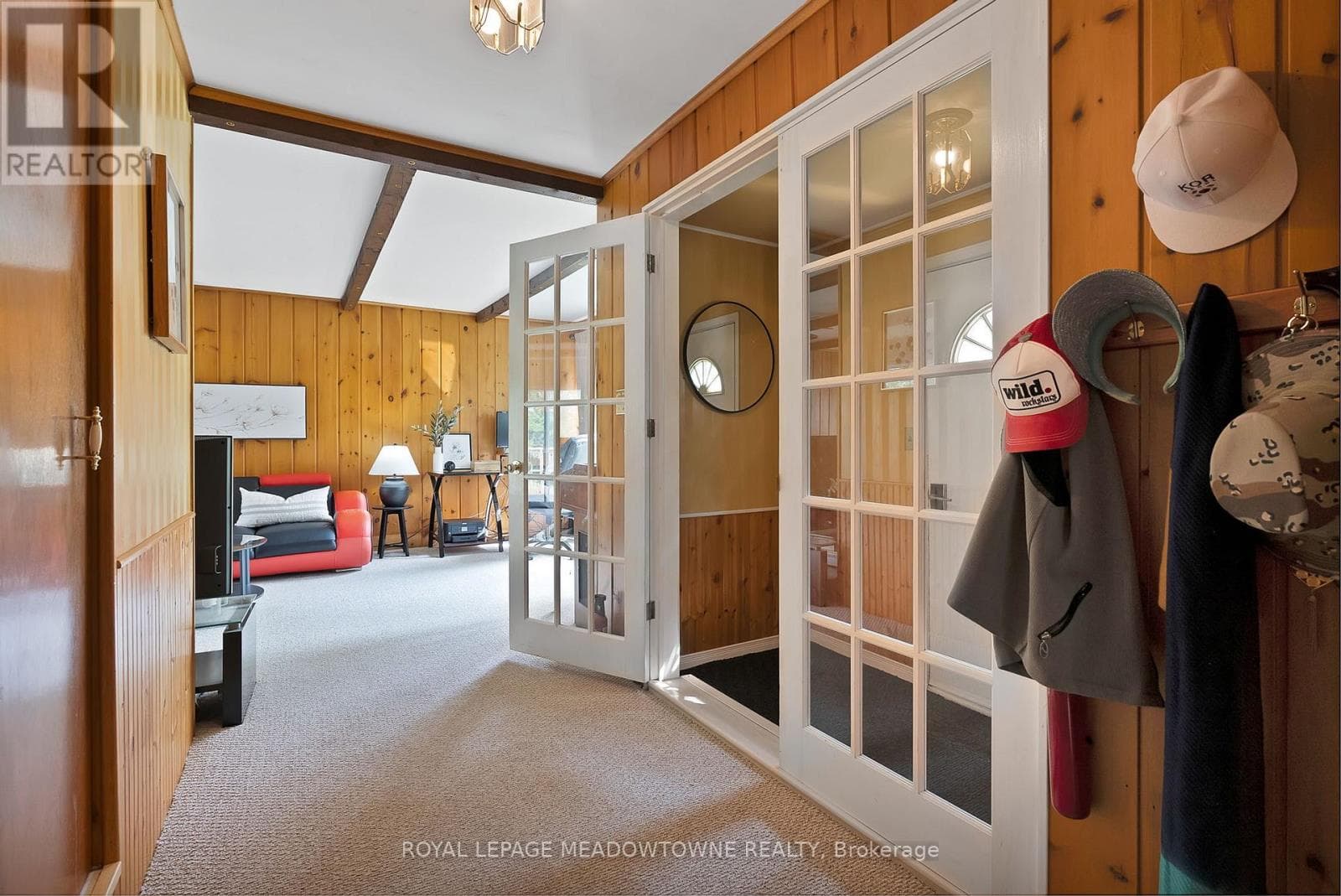 46 HAWKE DRIVE photo 4