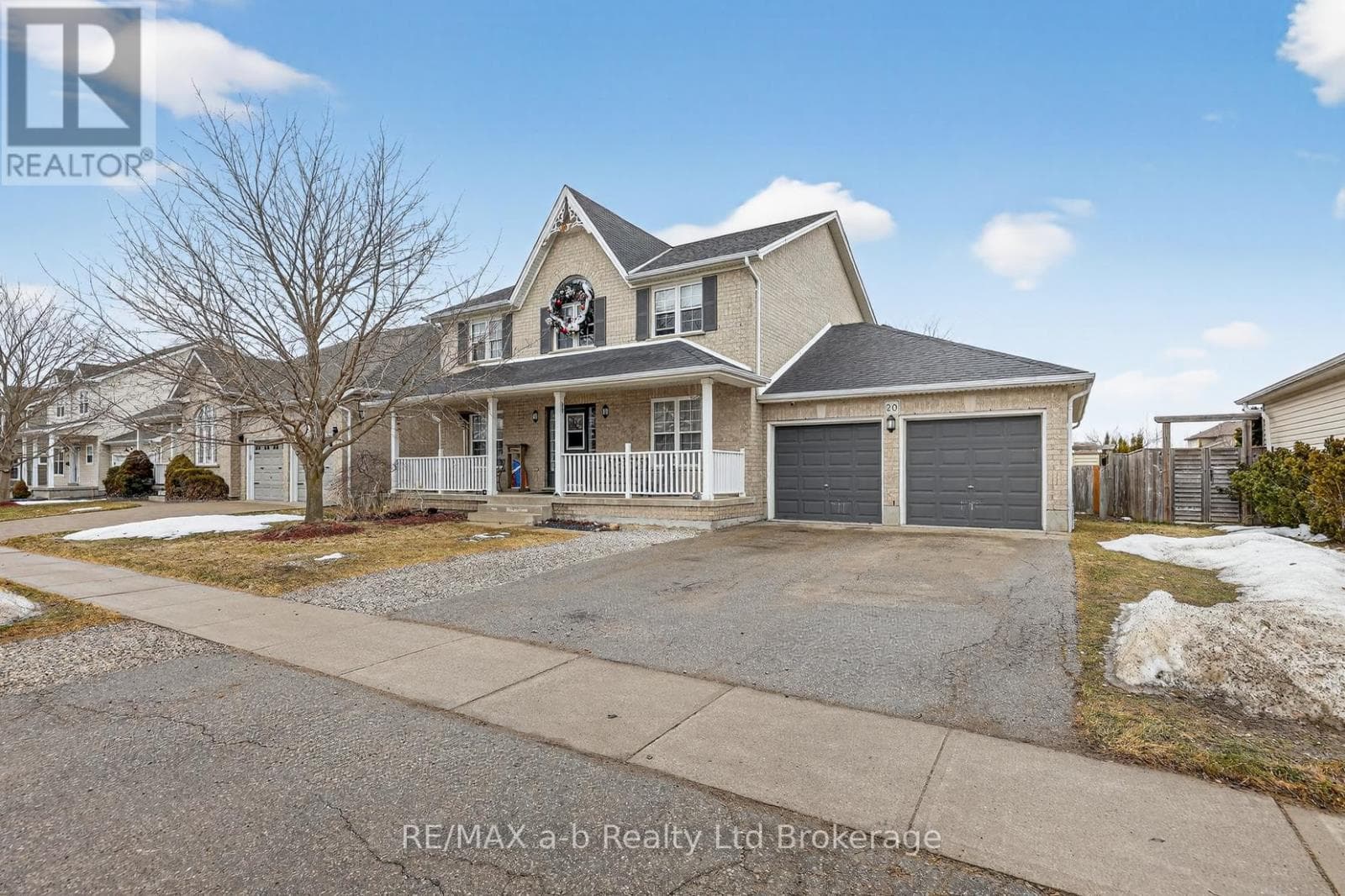 4 bed 3 bath single family at 20 OWEN STREET — $884,900