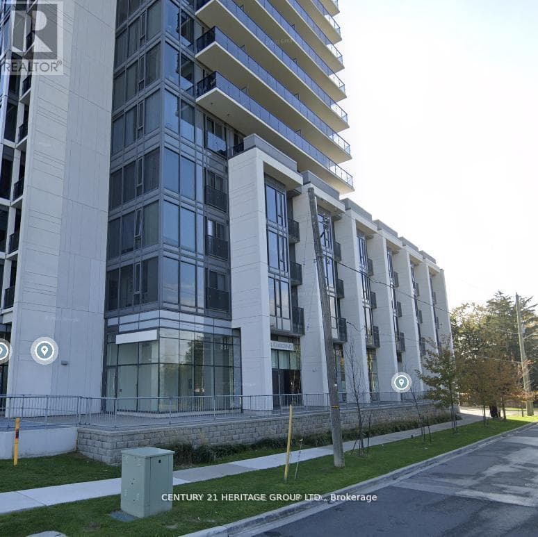 A4 - 9610 YONGE STREET photo 2