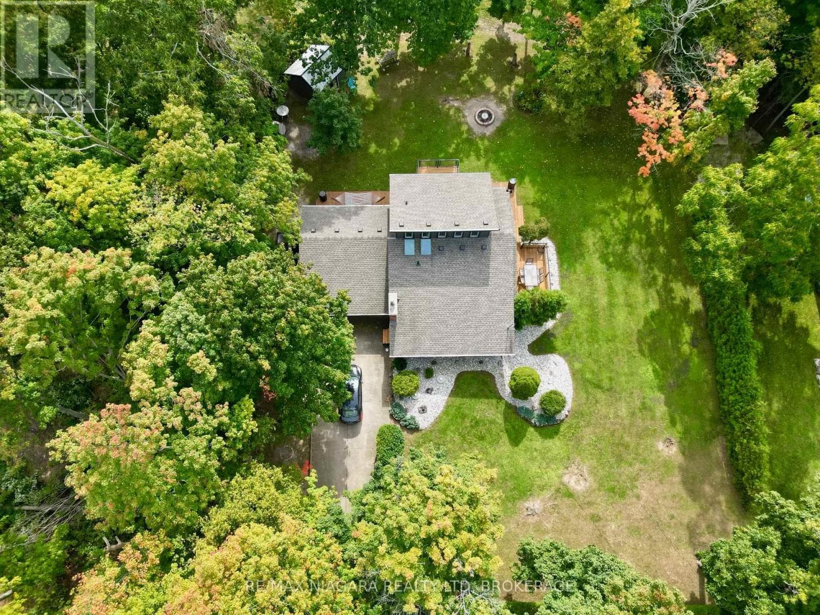 4905 MAPLEVIEW CRESCENT photo 4