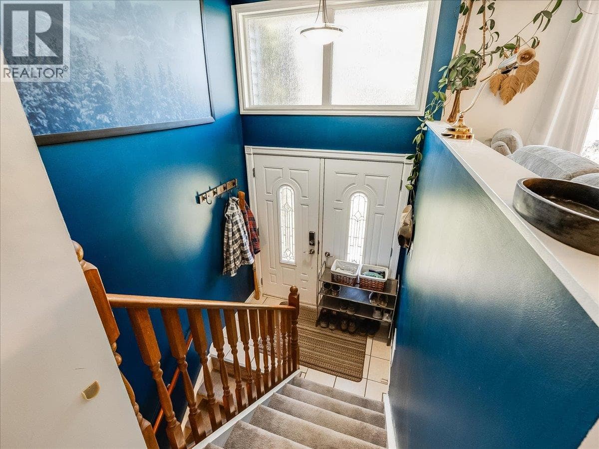 86 BLUEBIRD Road photo 4