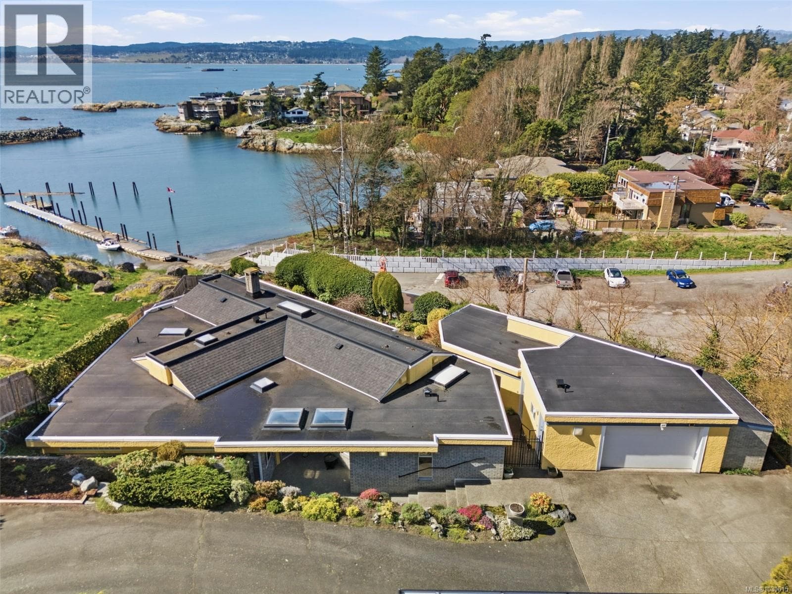 312 Clifton Terr photo 2