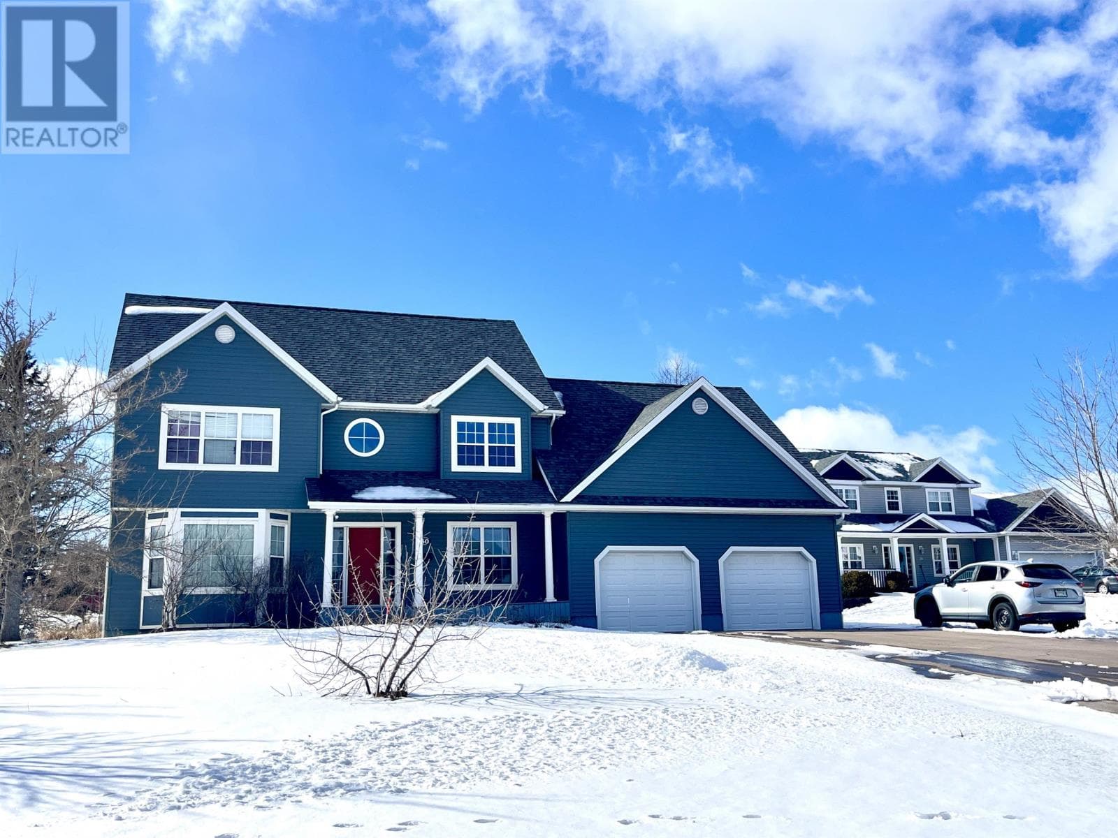 5 bed 3 bath single family at 30 MACARTHUR Drive — $749,000