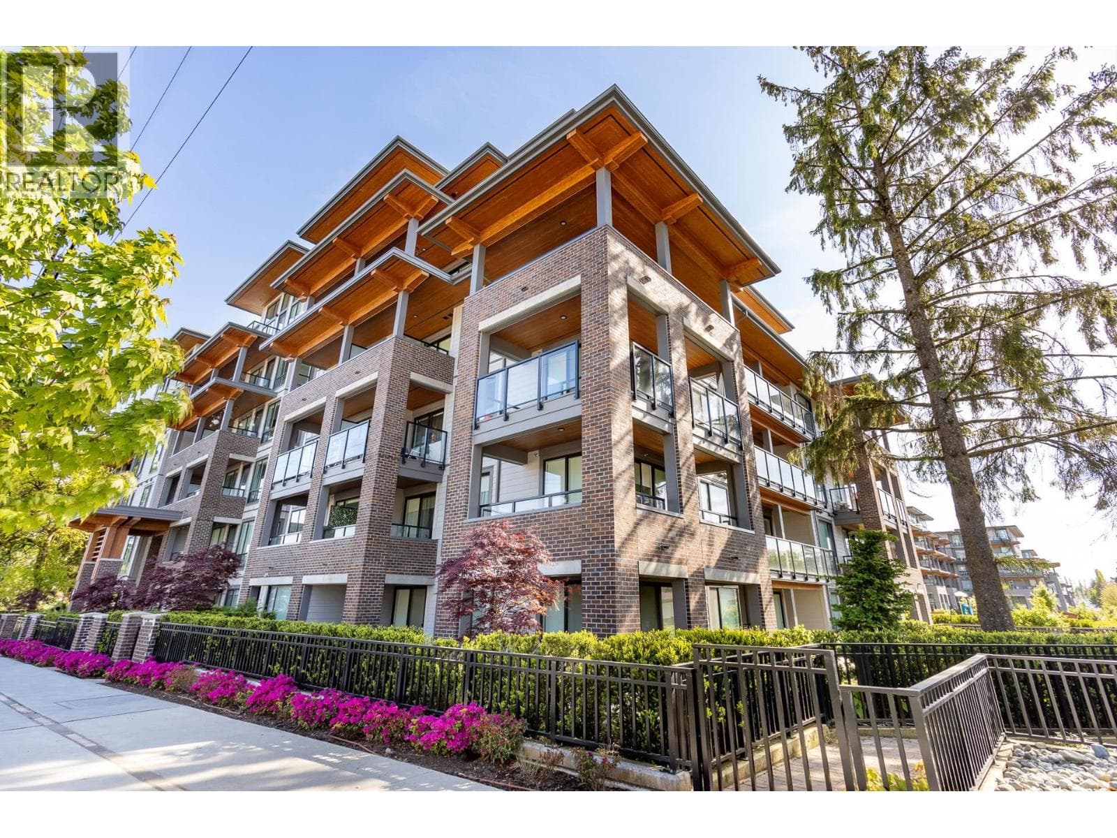 2 bed 2 bath single family at 321 7599 15TH STREET — $695,900