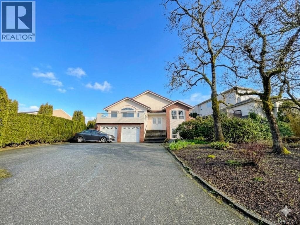 7 bed 4 bath single family at 4268 Westervelt Pl — $1,729,000