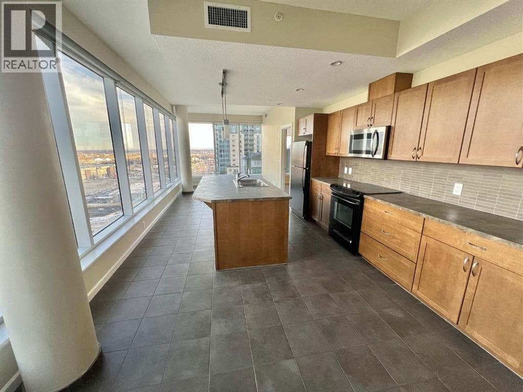 2607, 211 13 Avenue SE — photo 4